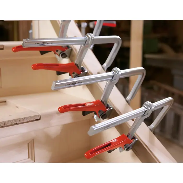 bessey-lever-clamp-classix-gsh30-silverred-300-140-30354-gsh30-w.webp