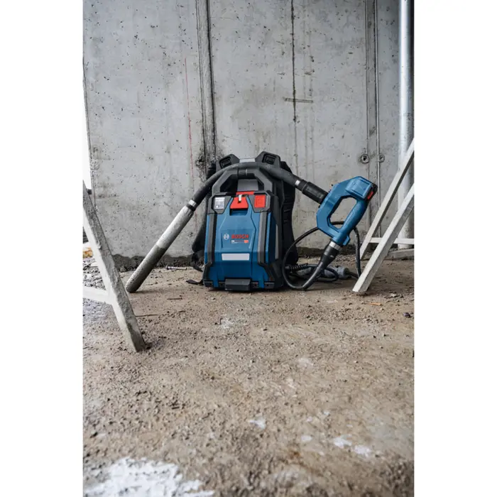 bosch-powertools-pro-gdi59-65d-concrete-vibrator-blackblue-5-5899-06019p9300-w.webp