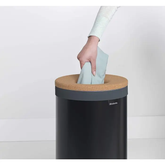 brabantia-laundry-basket-35l-matt-black-21172-e0003186.webp