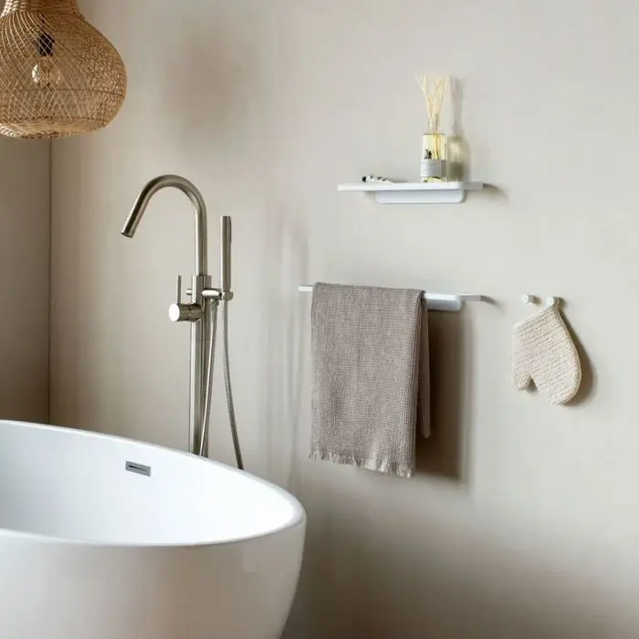 brabantia-mindset-towel-rail-white-71487-e0003360.webp