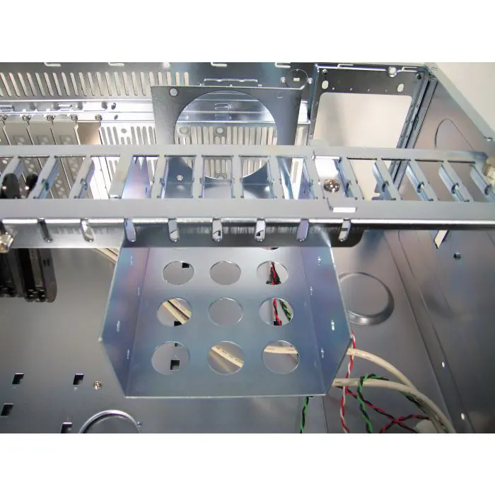 chieftec-4u-unc-410s-b-u3-op-server-case-2612-e0004093.webp