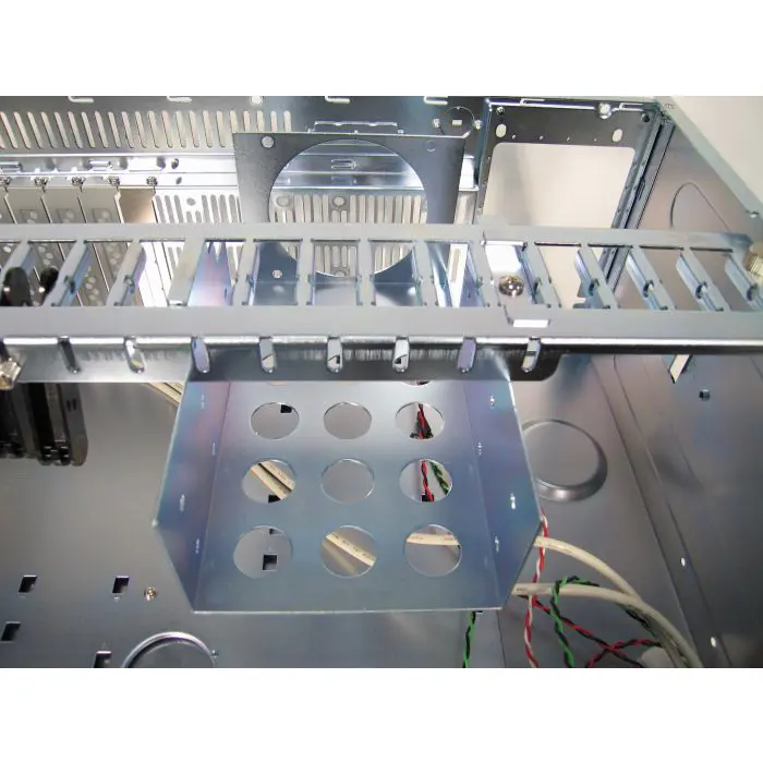 chieftec-unc-410s-b-u3-op-4-height-units-86356-unc-410s-b-u3-op-w.webp