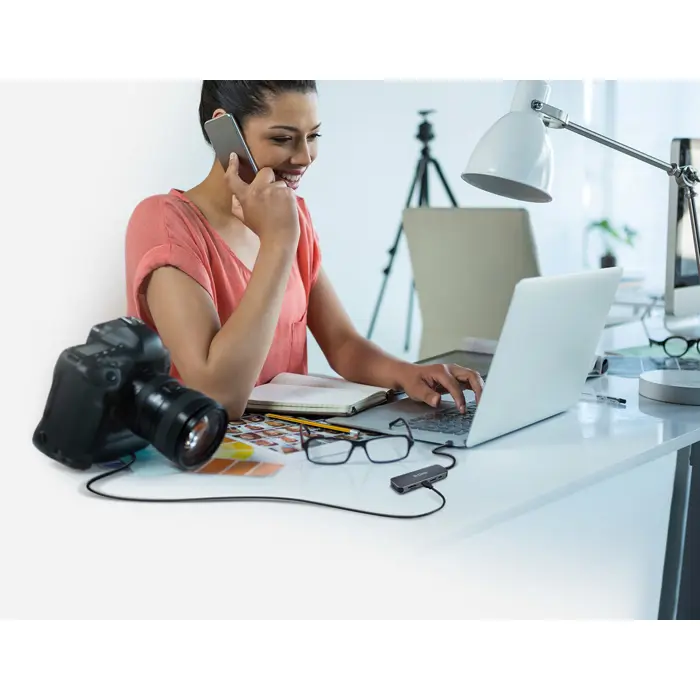 d-link-dub-2325-6-in-1-usb-c-hub-mit-hdmiusb-pdsd-reader-ret-49884-wlononwcrcnam.webp