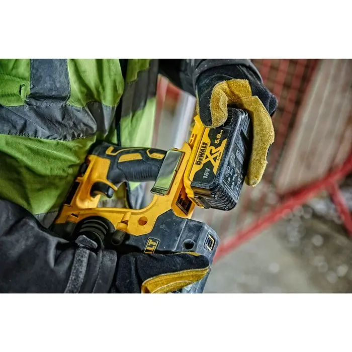 dewalt-dch274p2t-qw-rotary-hammer-1100-rpm-sds-plus-52049-wlononwcr0648.webp