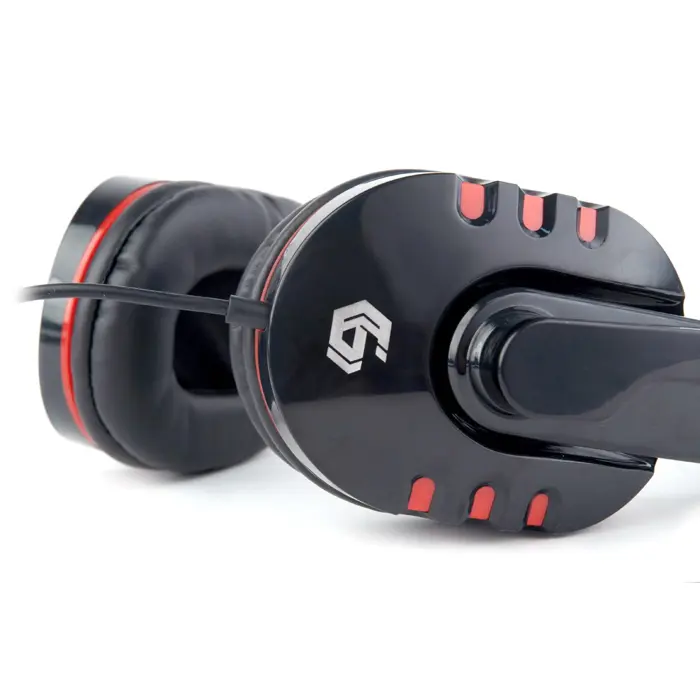 gembird-ghs-402-headphonesheadset-wired-head-band-gaming-bla-68465-pergemslu0003.webp