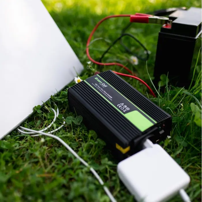 green-cell-inv03de-power-adapterinverter-autoindoor-500-w-bl-24566-zsagceprz0002.webp