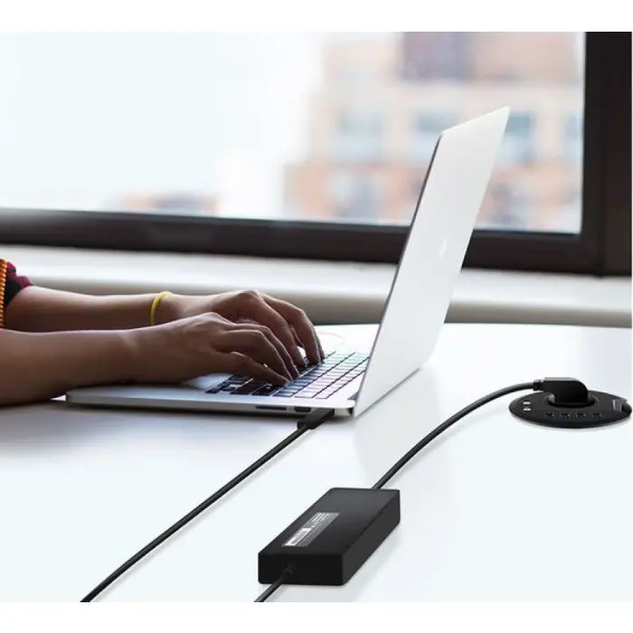 icybox-ib-hub1430-4-portable-table-hub-58516-e0017712.webp