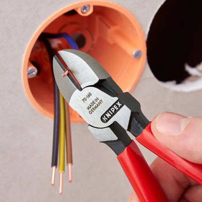 knipex-side-cutters-70-01-160-cutting-pliers-red-length-160m-39076-7001160-w.webp