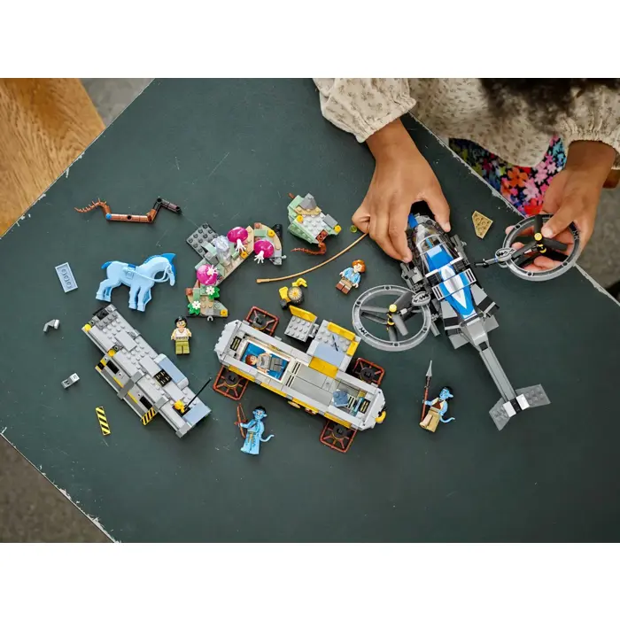 lego-avatar-75573-floating-mountains-site-26-rda-samson-10318-wlononwcrfpl3.webp