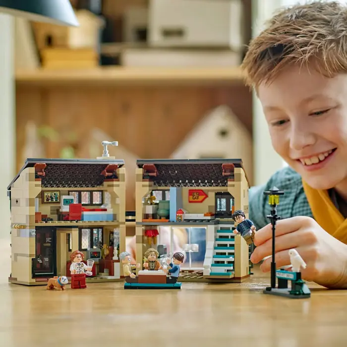 lego-harry-potter-76451-privet-drive-aunt-marges-visit-6759-klolegleg1856.webp