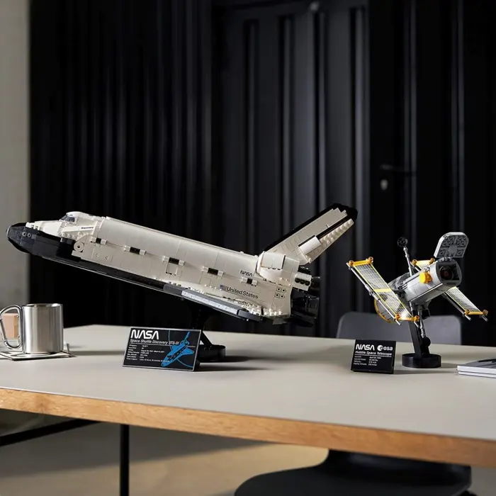 lego-icons-10283-discovery-shuttle-nasa-18917-wlononwcrgl26.webp