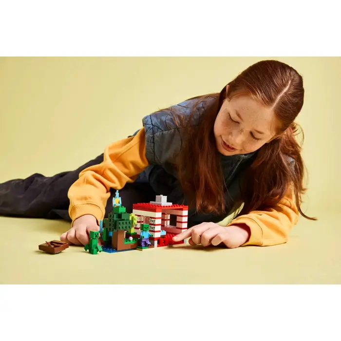 lego-minecraft-21275-the-tnt-jungle-house-46837-klolegleg1792.webp