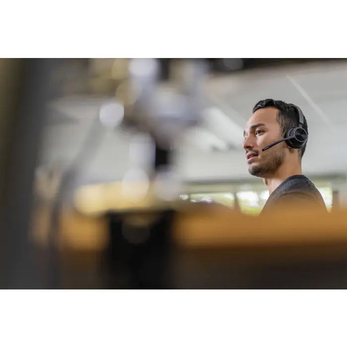 poly-voyager-4320-microsoft-teams-certified-usb-c-headset-bt-78977-wlononwcrfiwl.webp