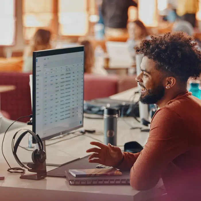 poly-voyager-focus-2-usb-c-c-headset-usb-ca-adapter-charging-59691-wlononwcrdek8.webp