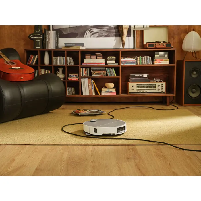 vacuum-cleaner-robot-saros-10white-78980-wlononwcrmulk.webp