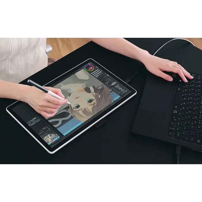 wacom-one-14-graphic-tablet-black-white-2540-lpi-309-x-174-m-58331-wlononwcroygw.webp