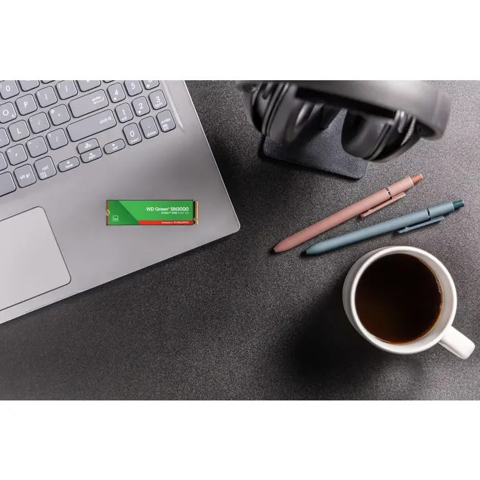western-digital-green-wd-sn3000-nvme-ssd-powered-by-sandisk--16212-diawesssd0199.webp